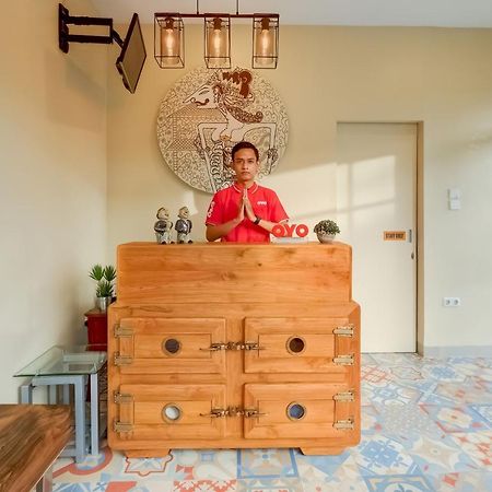 Hotel Super Oyo 3496 Griya Gayatri Syariah à Melati Extérieur photo